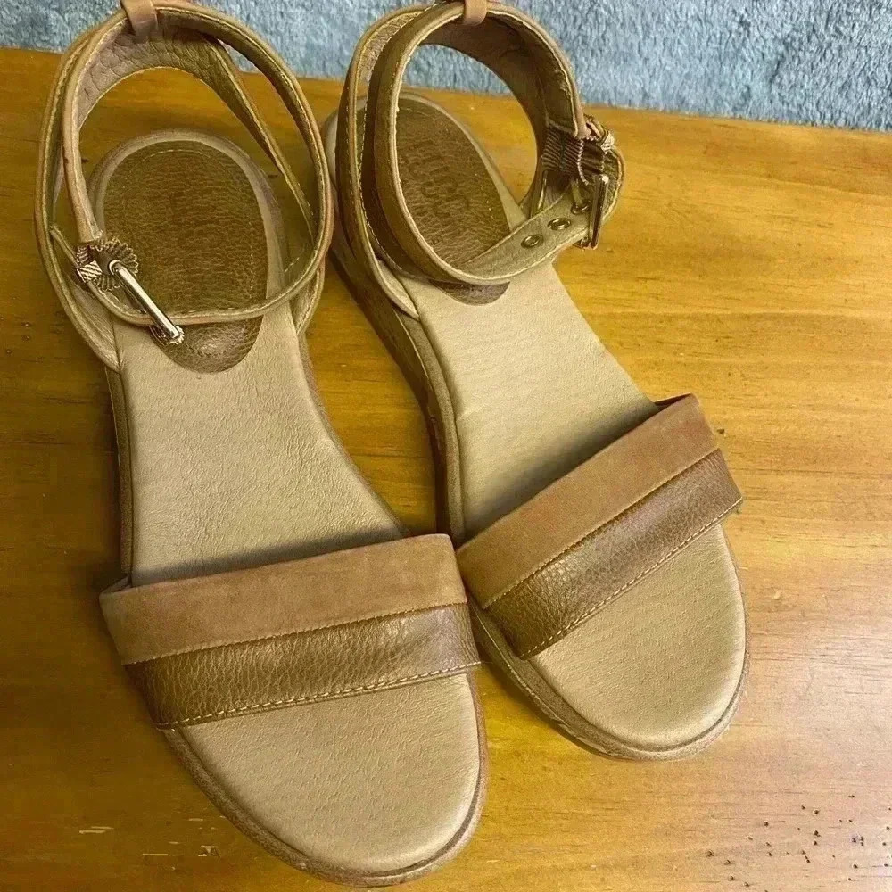 Lucca Lane Leesa Cork Sandals Womens 7.5 Brushed Brown‎ Casual Open Toe Platform - Picture 2 of 9
